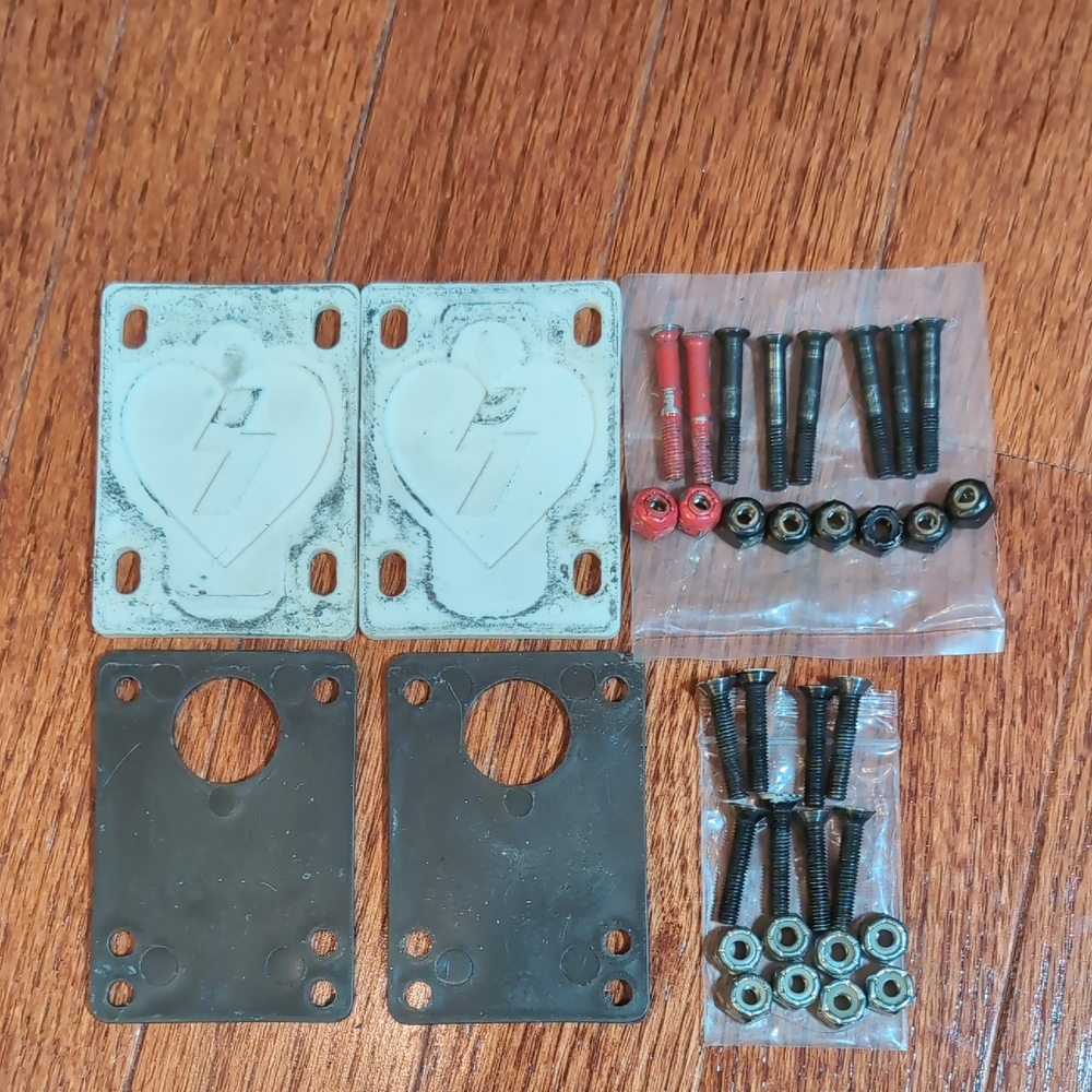Skateboarding Riser Pads Thunder + Dooks + Mounting Hardware 7/8 and 1 1/4 Sets